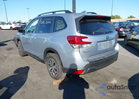 2019 Subaru Forester Premium z USA, uszkodzony, nr VIN JF2SKAGC0KH499574